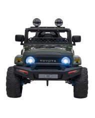 OTROŠKI AVTO NA AKUMULATOR TOYOTA FJ CRUISER 4x4